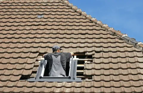 Pose de velux - Saint-Bouize
